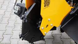 Destoconadora sobre chasis de banda con control remoto P 56 RX